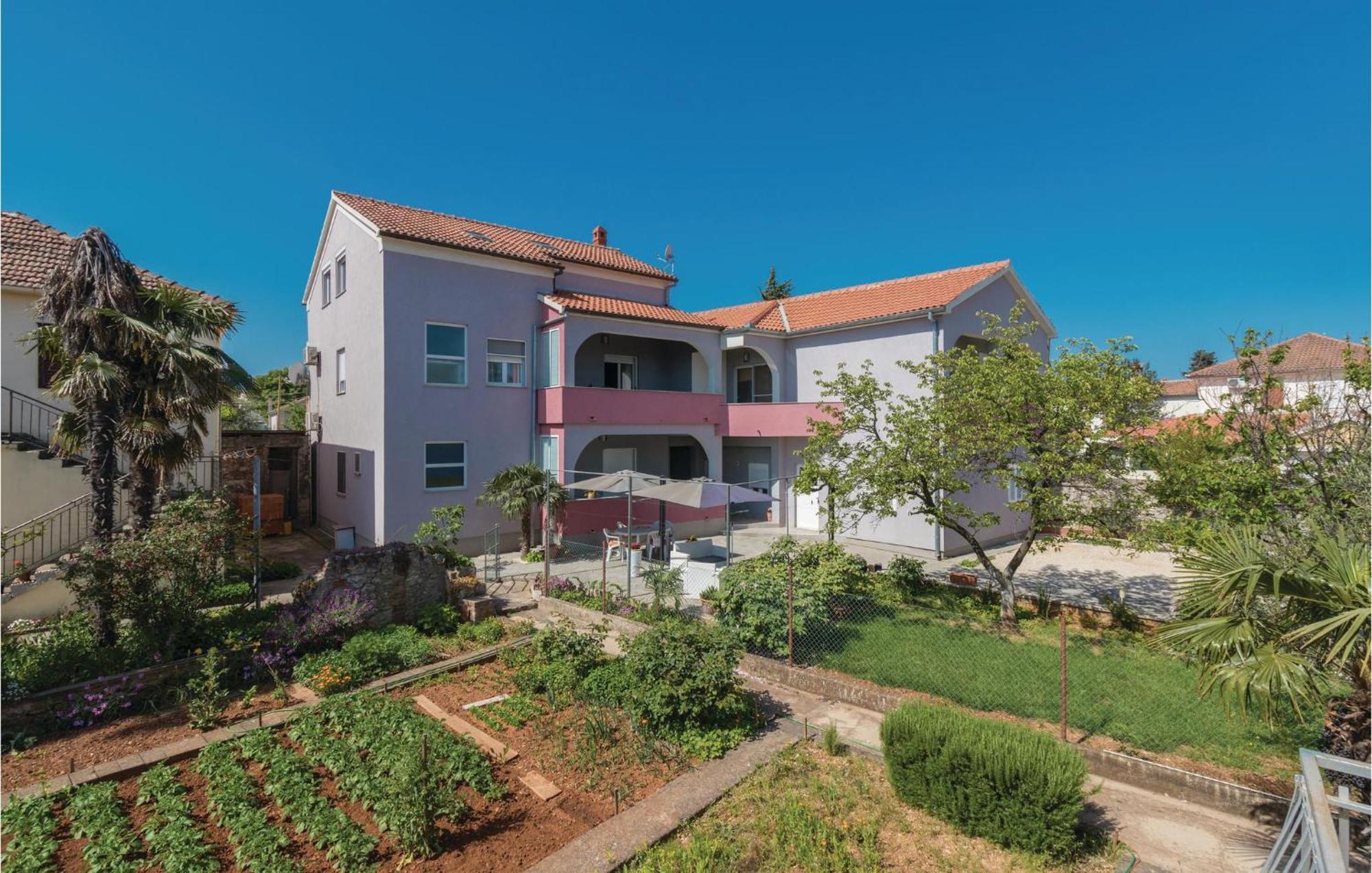 1 Bedroom Stunning Apartment In Zadar Luaran gambar